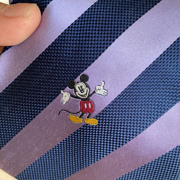 Walt Disney world Tie - Picture 8 of 8